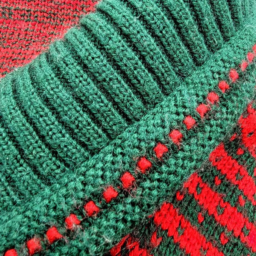 VTG Studio Michelle Stuart Red & Green Button-Up Cardigan & Shawl Collar Sweater - Picture 10 of 11